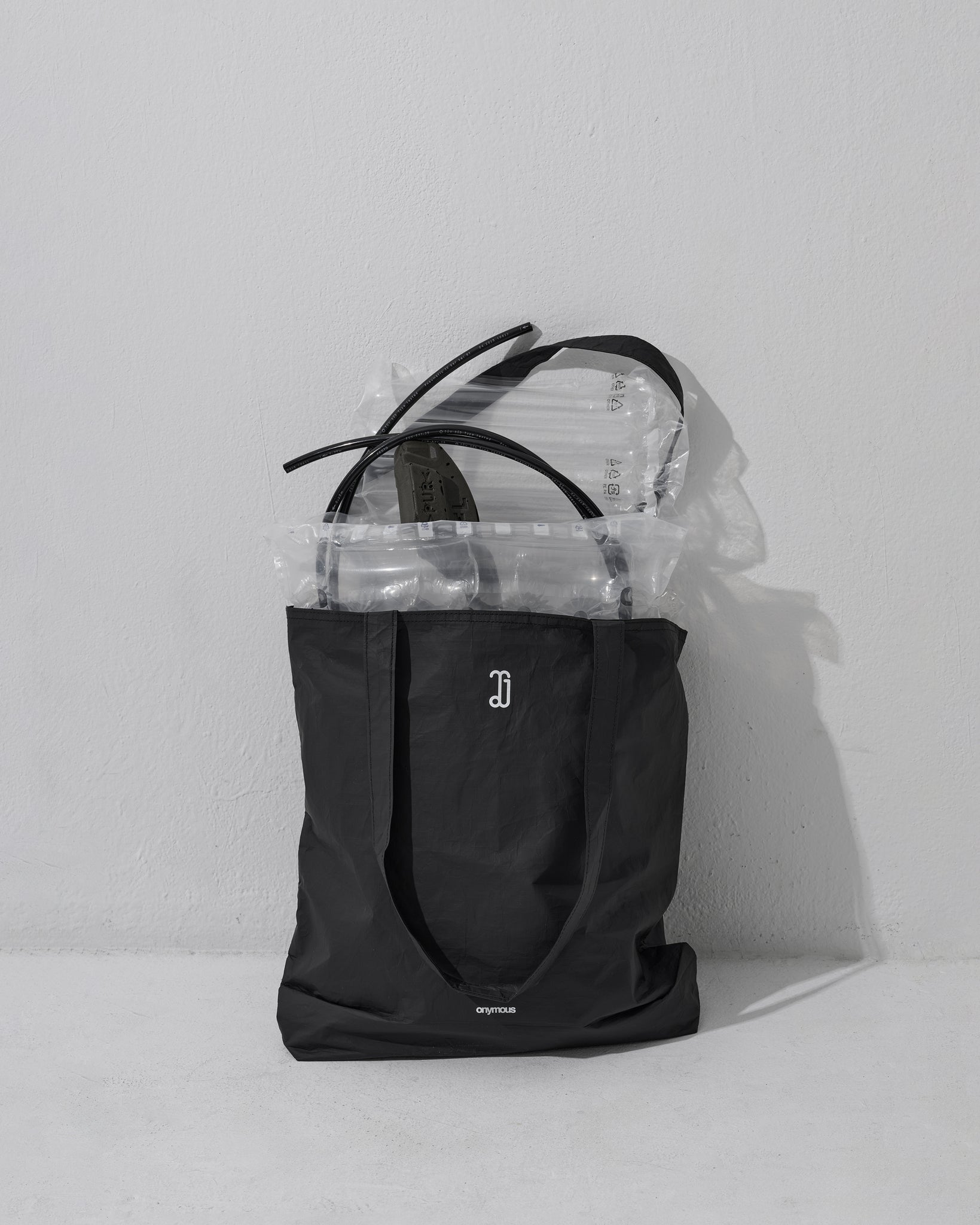 D01 (black)