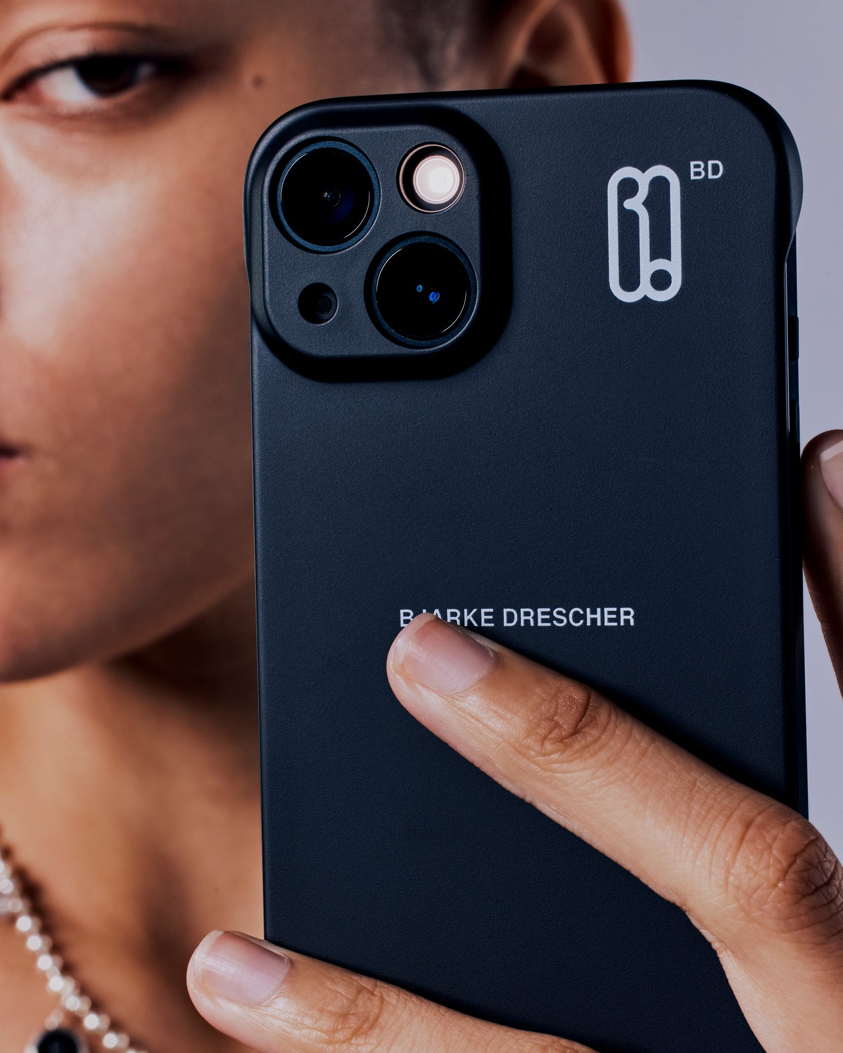 M03h (black)