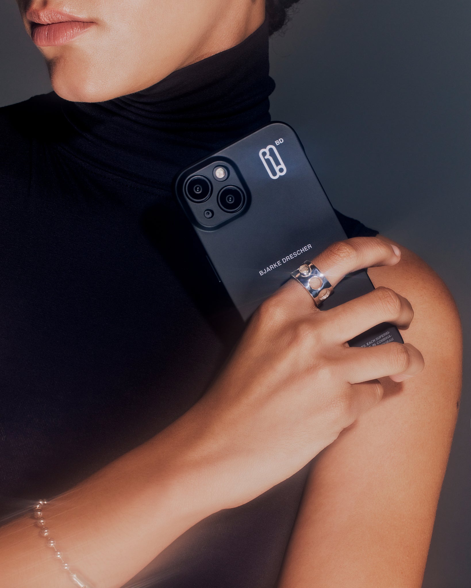 M03h (black)