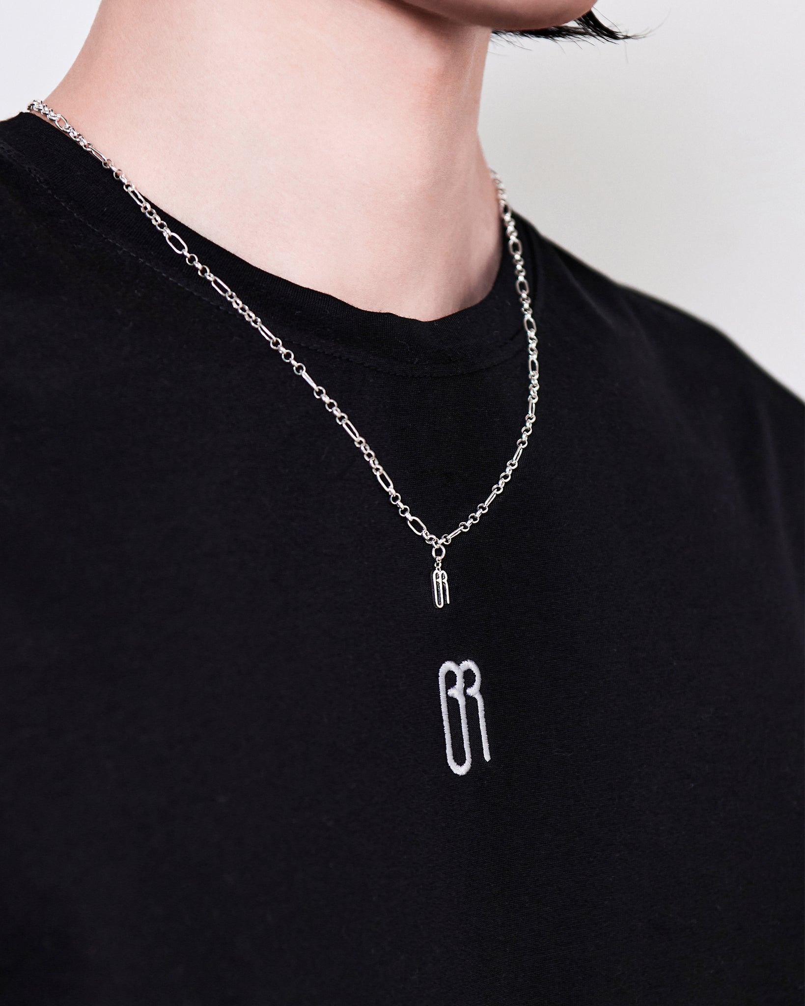 N03