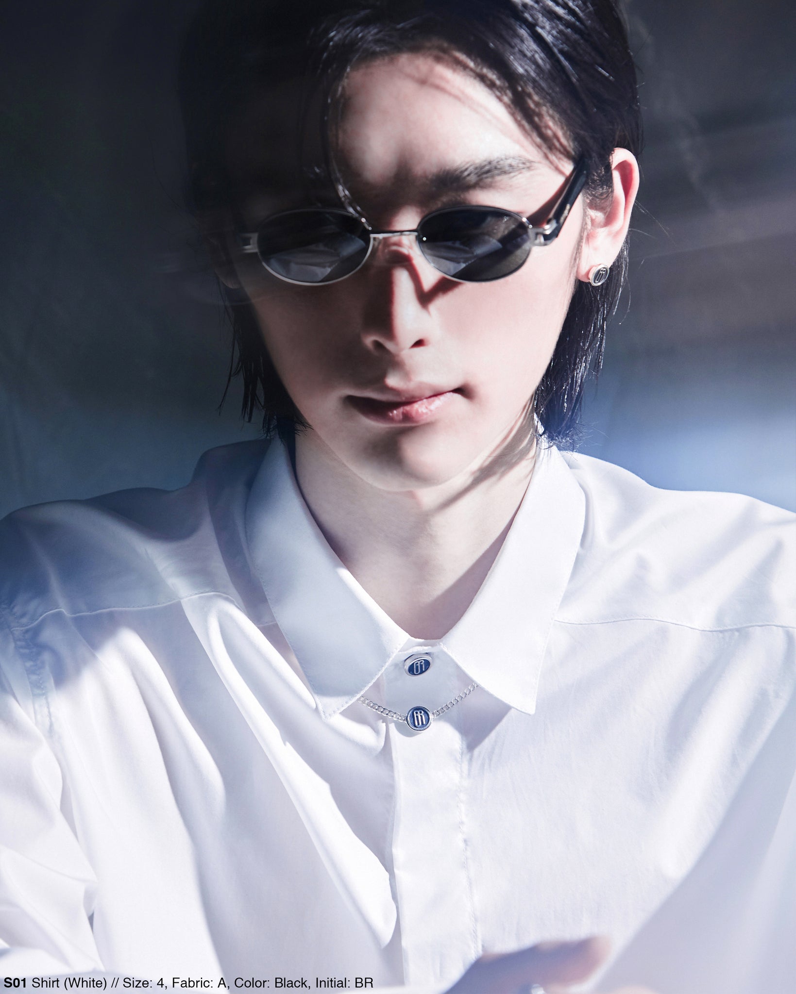 S01 (White)
