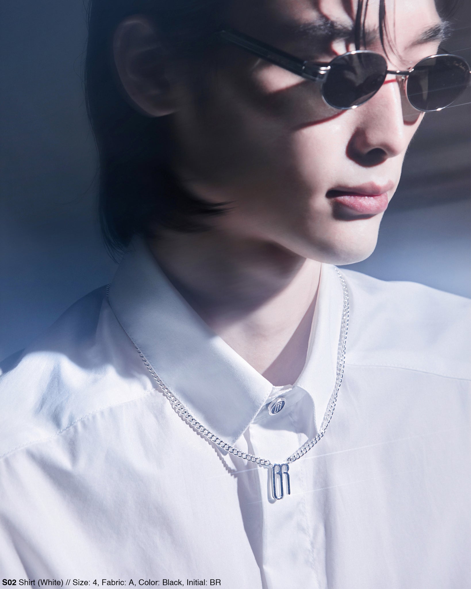 S01 (White)
