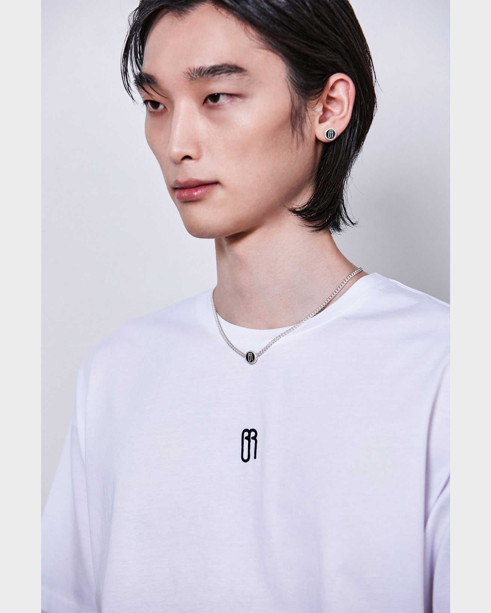 T01 (white)