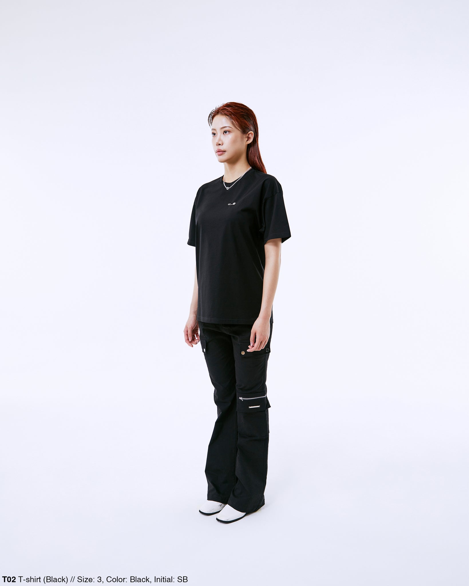 T02 (Black)