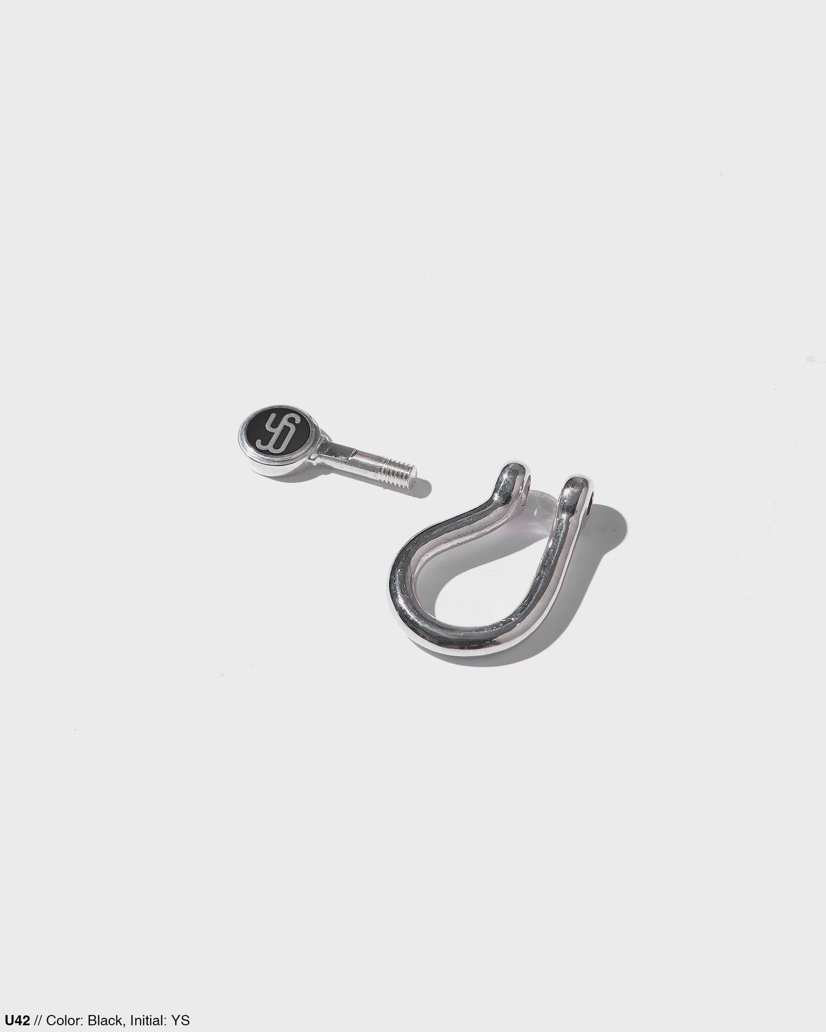 U02 - Shackle